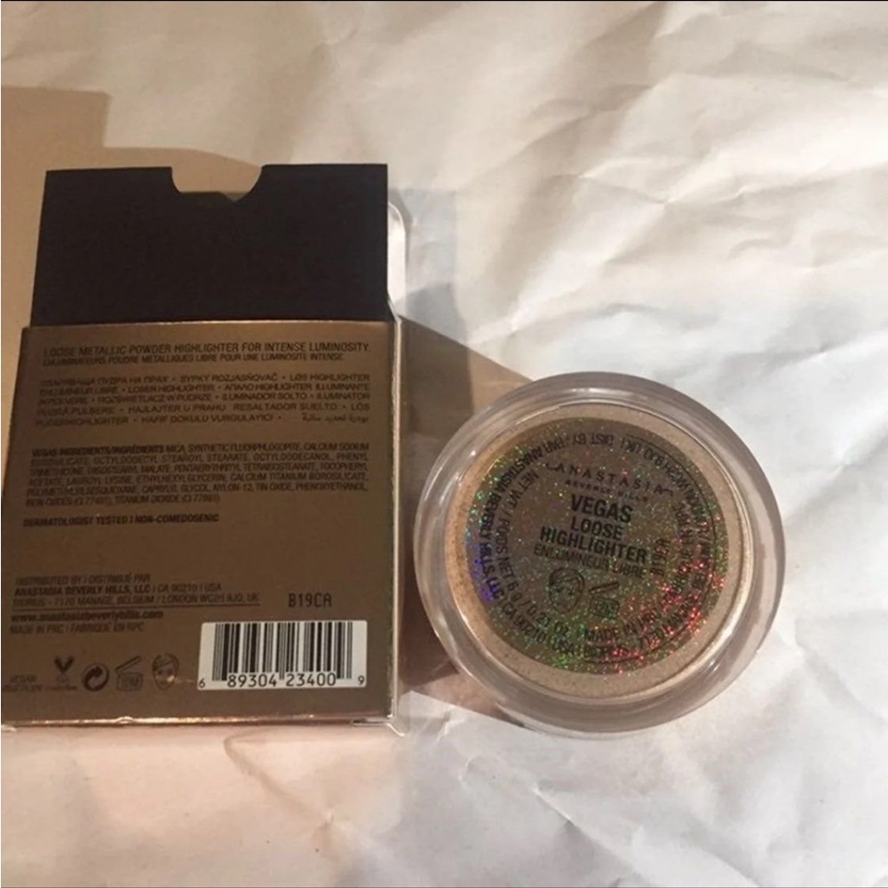 Anastasia highlighter - Picture 2 of 5